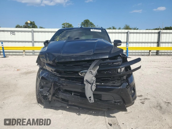 2024 Ford Expedition Max Limited with VIN 1FMJK2A83REB14942, listed as a Copart auction lot 53017715 with 9,928 mi miles and Salvage title. Bid and sale history available at DreamBid. Image 5.