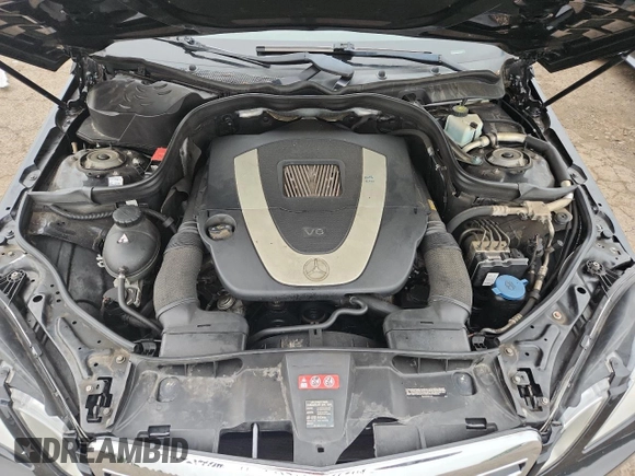 2011 Mercedes-Benz E 350 Luxury with VIN WDDHF8HB2BA488005, listed as a Copart auction lot 62936585 with 188,501 mi miles and Salvage title. Bid and sale history available at DreamBid. Image 11.