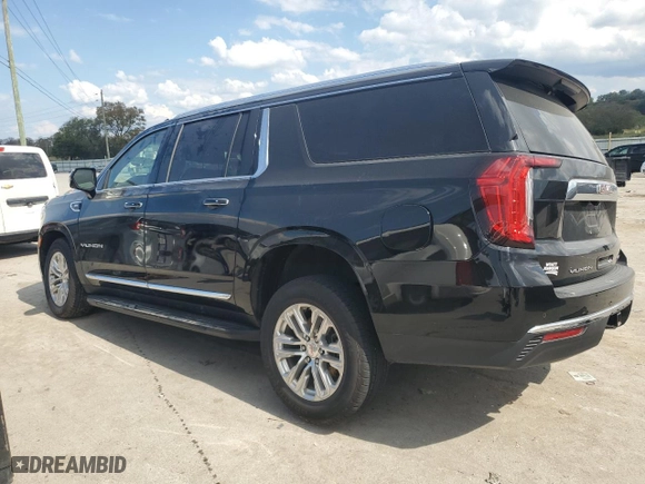 2022 GMC Yukon XL SLT with VIN 1GKS2GKDXNR298754, listed as a Copart auction lot 74757024 with 32,327 mi miles and Clean Title. Bid and sale history available at carsss.com. Image 2.