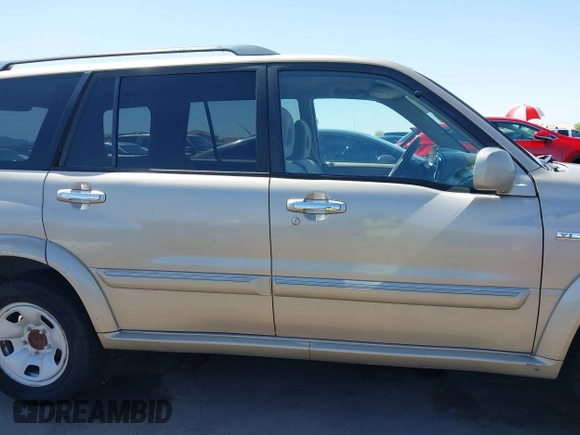2003 Suzuki XL7 Touring with VIN JS3TX92V534103046, listed as a IAAI auction lot 41978971 with 185,038 mi miles and . Bid and sale history available at DreamBid. Image 13.