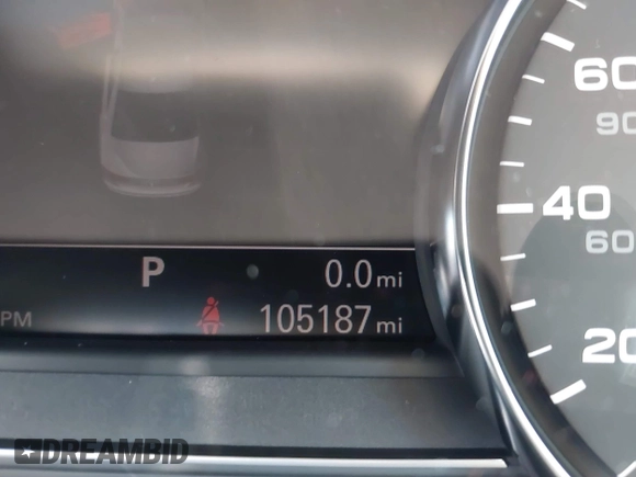 2012 Audi A8 z VIN WAURVAFD0CN001646, wystawiony jako IAAI lot #41524110 z przebiegiem 105 187 mil mil oraz . Historia ofert i sprzedaży dostępna na DreamBid. Obrazek 15.