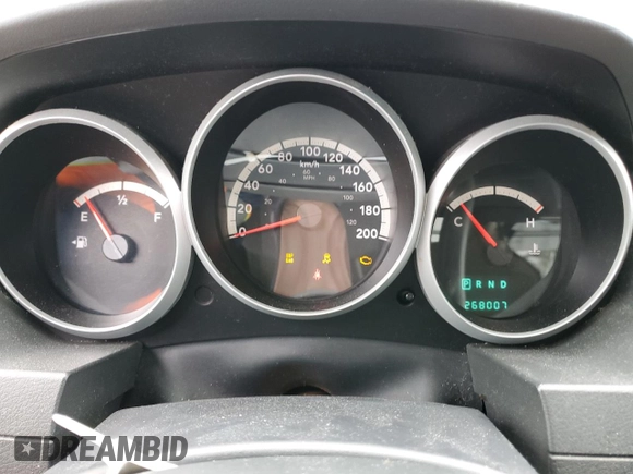 2008 Dodge Grand Caravan SE z VIN 2D8HN44H08R796201, wystawiony jako Copart lot #56981925 z przebiegiem 268 007 mil mil oraz Czysty tytuł • Clean title. Historia ofert i sprzedaży dostępna na DreamBid. Obrazek 9.
