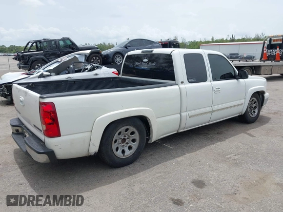 2003 Chevrolet Silverado 1500 LS с VIN 1GCEK19T53E247220, выставлен на аукционе IAAI как лот 39724756 с пробегом 234 177 миль миль и . История ставок и продаж доступна на DreamBid. Изображение 4.