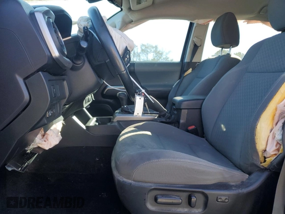 2020 Toyota Tacoma SR5 with VIN 3TMAZ5CN8LM134884, listed as a Copart auction lot 81489954 with 76,102 mi miles and Salvage title. Bid and sale history available at DreamBid. Image 7.