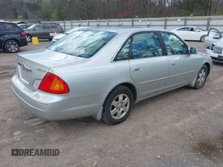 2001 Toyota Avalon XL with VIN 4T1BF28B31U195431, listed as a IAAI auction lot 41834554 with 224,414 mi miles and . Bid and sale history available at carsss.com. Image 4.