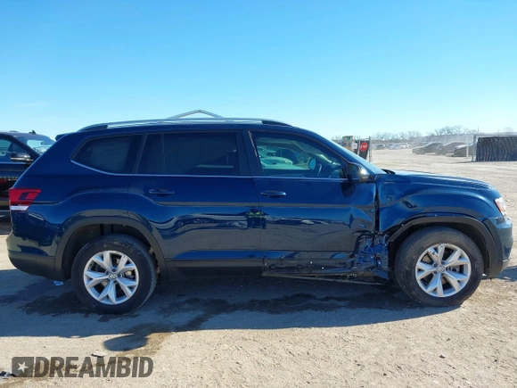 2019 Volkswagen Atlas SE with VIN 1V2DR2CA9KC506188, listed as a IAAI auction lot 41221389 with 67,593 mi miles and . Bid and sale history available at DreamBid. Image 14.