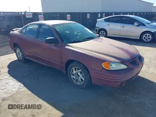 2005 Pontiac Grand Am SE with VIN 1G2NE52E45M202888, listed as a IAAI auction lot 41437235 with 65,968 mi miles. Bid and sale history available at carsss.com. Image 1.
