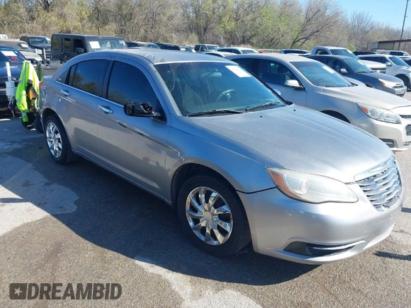 2013 Chrysler 200 LX with VIN 1C3CCBAB4DN733262, listed as a IAAI auction lot 41842571 with 232,878 mi miles. Bid and sale history available at carsss.com. Image 1.
