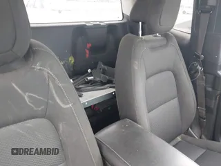 2021 Chevrolet Colorado 4WD LT z VIN 1GCHTCEA0M1242851, wystawiony jako IAAI lot #42131592 z przebiegiem 42 731 mil mil oraz . Historia ofert i sprzedaży dostępna na DreamBid. Obrazek 8.