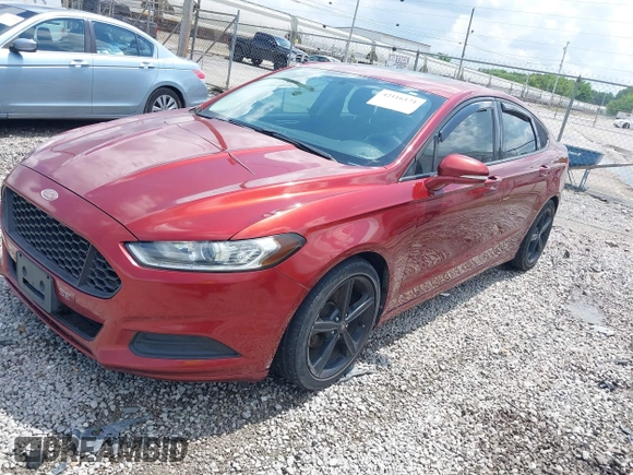 2014 Ford Fusion SE with VIN 3FA6P0HDXER172465, listed as a IAAI auction lot 42116171 with 138,166 mi miles. Bid and sale history available at carsss.com. Image 2.