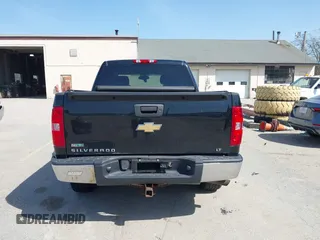2010 Chevrolet Silverado 1500 LT with VIN 3GCRKSE34AG148293, listed as a IAAI auction lot 42127754 with 140,174 mi miles and . Bid and sale history available at DreamBid. Image 16.