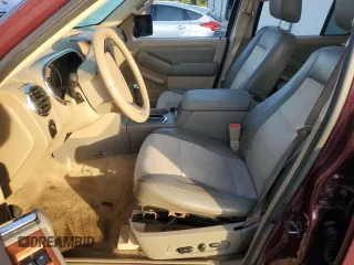 2007 Ford Explorer Eddie Bauer z VIN 1FMEU64807UA86793, wystawiony jako Copart lot #60131325 z przebiegiem 106 420 mil mil oraz Szkoda całkowita • Salvage title. Historia ofert i sprzedaży dostępna na DreamBid. Obrazek 7.
