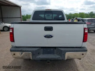 2009 Ford Super Duty F-250 SRW XL with VIN 1FTSW21R59EA73624, listed as a IAAI auction lot 42077112 with 250,715 mi miles. Bid and sale history available at carsss.com. Image 17.