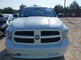 2018 Ram 1500 Tradesman с VIN 3C6JR7AGXJG210530, выставлен на аукционе IAAI как лот 42522902 с пробегом 83 546 миль миль и . История ставок и продаж доступна на DreamBid. Изображение 12.