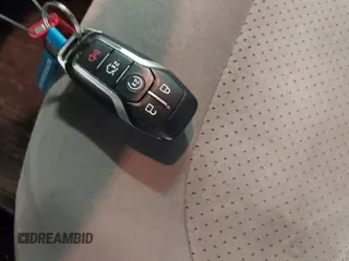 2017 Ford Explorer XLT с VIN 1FM5K8D82HGD99409, выставлен на аукционе IAAI как лот 41843212 с пробегом 150 095 миль миль и . История ставок и продаж доступна на DreamBid. Изображение 11.