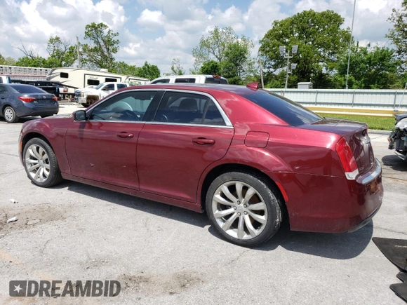 2016 Chrysler 300 Anniversary Edition z VIN 2C3CCAAG4GH194600, wystawiony jako Copart lot #55758305 z przebiegiem 135 810 mil mil oraz Szkoda całkowita • Salvage title. Historia ofert i sprzedaży dostępna na DreamBid. Obrazek 2.