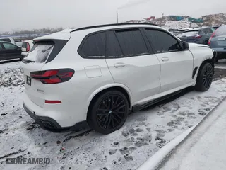 2025 BMW X5 M60i with VIN 5UX33EU03S9X72579, listed as a IAAI auction lot 41502125 with 7,167 mi miles. Bid and sale history available at carsss.com. Image 4.