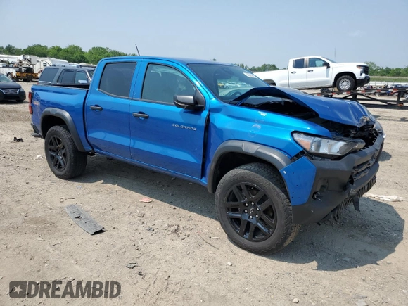 2023 Chevrolet Colorado 4WD Trail Boss z VIN 1GCPTEEK1P1126305, wystawiony jako Copart lot #53565985 z przebiegiem 12 254 mil mil oraz Szkoda całkowita • Salvage title. Historia ofert i sprzedaży dostępna na DreamBid. Obrazek 4.