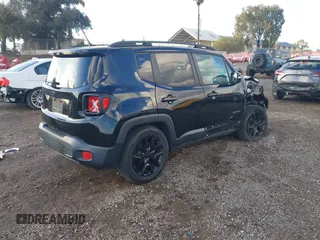 2017 Jeep Renegade Latitude with VIN ZACCJABB9HPE67907, listed as a IAAI auction lot 41425107 with 57,300 mi miles. Bid and sale history available at carsss.com. Image 4.