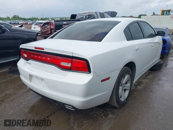 2013 Dodge Charger SE z VIN 2C3CDXBG0DH531483, wystawiony jako IAAI lot #42131266 z przebiegiem Nie podano mil oraz . Historia ofert i sprzedaży dostępna na DreamBid. Obrazek 4.