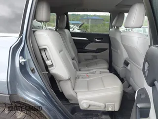 2017 Toyota Highlander XLE with VIN 5TDJZRFH8HS391841, listed as a IAAI auction lot 42170249 with 93,362 mi miles and . Bid and sale history available at DreamBid. Image 8.