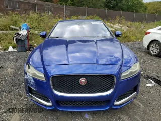 2017 Jaguar XF 35t Prestige with VIN SAJBK4BV4HCY46324, listed as a Copart auction lot 75867044 with 74,837 mi miles and Clean Title. Bid and sale history available at carsss.com. Image 5.
