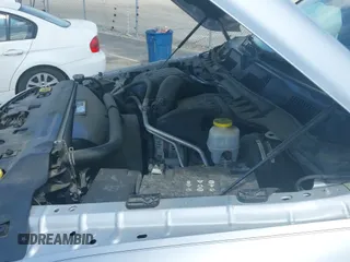 2017 Ram 1500 Laramie z VIN 1C6RR7NT3HS612435, wystawiony jako IAAI lot #42518965 z przebiegiem 128 307 mil mil oraz . Historia ofert i sprzedaży dostępna na DreamBid. Obrazek 19.