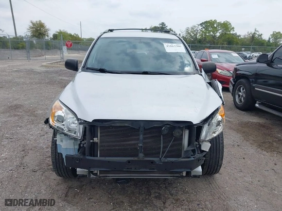 2011 Toyota RAV4 with VIN 2T3ZF4DVXBW102701, listed as a IAAI auction lot 41863306 with 135,285 mi miles. Bid and sale history available at carsss.com. Image 13.