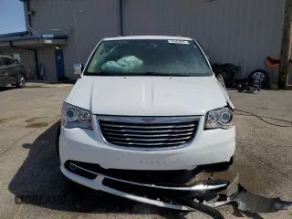 2016 Chrysler Town & Country Limited Platinum with VIN 2C4RC1GG7GR121101, listed as a Copart auction lot 50363845 with 95,022 mi miles and Salvage Title. Bid and sale history available at carsss.com. Image 5.
