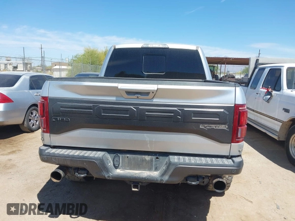 2017 Ford F-150 Raptor with VIN 1FTFW1RG1HFA74342, listed as a IAAI auction lot 42046612 with 139,618 mi miles and . Bid and sale history available at carsss.com. Image 17.
