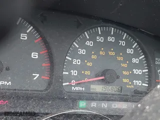 2000 Toyota 4Runner SR5 with VIN JT3HN86R1Y0294937, listed as a IAAI auction lot 41832514 with 196,806 mi miles. Bid and sale history available at carsss.com. Image 7.