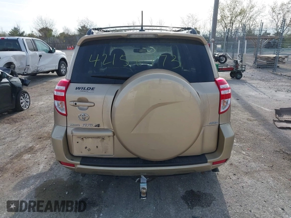 2010 Toyota RAV4 Limited с VIN 2T3DK4DV8AW024486, выставлен на аукционе IAAI как лот 42158773 с пробегом 142 276 миль миль и . История ставок и продаж доступна на DreamBid. Изображение 16.