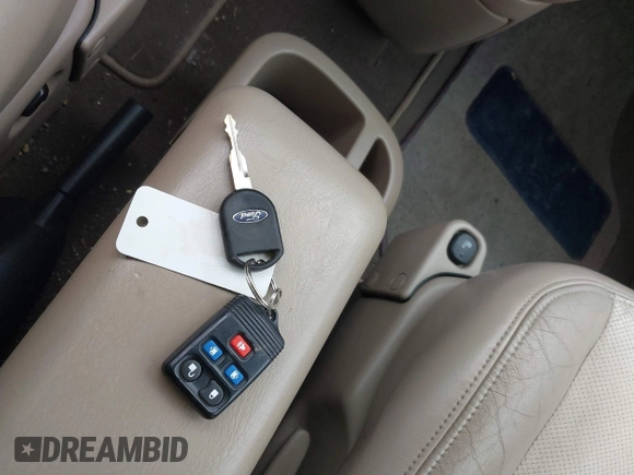 2003 Ford Windstar LTD with VIN 2FMDA58453BB87107, listed as a IAAI auction lot 42081676 with 164,638 mi miles and . Bid and sale history available at carsss.com. Image 11.