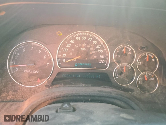 2005 GMC Envoy SLT with VIN 1GKDT13S852185958, listed as a Copart auction lot 68736194 with 225,398 mi miles and Salvage Title. Bid and sale history available at DreamBid. Image 9.