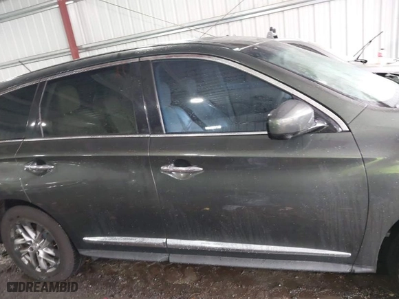2013 Infiniti JX35 with VIN 5N1AL0MM0DC306351, listed as a IAAI auction lot 41948449 with 183,259 mi miles. Bid and sale history available at carsss.com. Image 14.