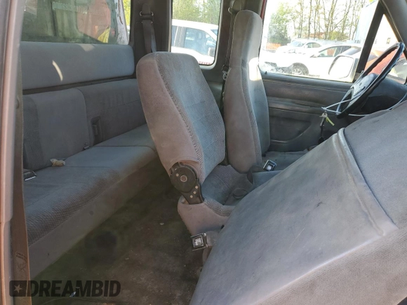 1995 Ford F-250 with VIN 1FTHX26F0SKB19244, listed as a Copart auction lot 54568965 with 0 mi miles and Clean Title. Bid and sale history available at carsss.com. Image 10.