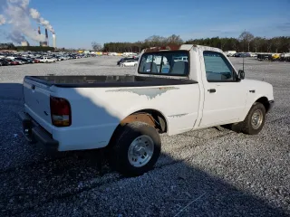 1996 Ford Ranger XL z VIN 1FTCR10U6TUD90403, wystawiony jako Copart lot #45525465 z przebiegiem 57 646 mil mil oraz Szkoda całkowita • Salvage title. Historia ofert i sprzedaży dostępna na DreamBid. Obrazek 3.