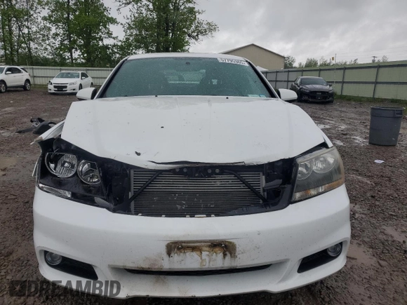 2014 Dodge Avenger SXT with VIN 1C3CDZCG3EN165716, listed as a Copart auction lot 57795365 with 33,070 mi miles and Salvage title. Bid and sale history available at DreamBid. Image 5.