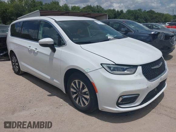 2023 Chrysler Pacifica Hybrid Touring L with VIN 2C4RC1L71PR622474, listed as a IAAI auction lot 42595061 with 55,880 mi miles and . Bid and sale history available at DreamBid. Image 1.
