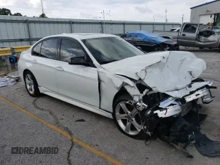 2016 BMW 3 Series 328i xDrive z VIN WBA8E3C57GK501878, wystawiony jako Copart lot #85206404 z przebiegiem 116 074 mil mil oraz Szkoda całkowita • Salvage title. Historia ofert i sprzedaży dostępna na DreamBid. Obrazek 4.