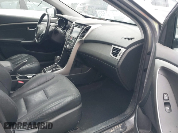 2013 Hyundai Elantra GT with VIN KMHD35LEXDU114448, listed as a IAAI auction lot 41944985 with 71,180 mi miles. Bid and sale history available at carsss.com. Image 5.