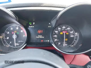 2017 Alfa Romeo Giulia with VIN ZARFAEBN9H7556152, listed as a IAAI auction lot 41858341 with 72,202 mi miles. Bid and sale history available at carsss.com. Image 7.