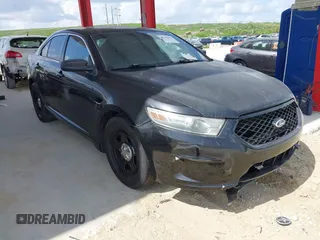 2013 Ford Police Interceptor z VIN 1FAHP2M81DG116904, wystawiony jako IAAI lot #42458831 z przebiegiem 120 614 mil mil oraz . Historia ofert i sprzedaży dostępna na DreamBid. Obrazek 1.