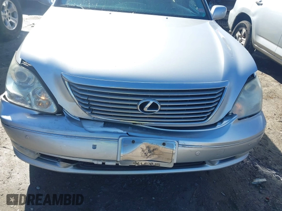 2005 Lexus LS 430 z VIN JTHBN36F555019840, wystawiony jako IAAI lot #41427719 z przebiegiem 131 267 mil mil oraz . Historia ofert i sprzedaży dostępna na DreamBid. Obrazek 18.