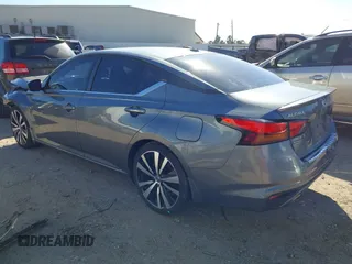 2020 Nissan Altima 2.5 SR with VIN 1N4BL4CV8LN319657, listed as a IAAI auction lot 41667178 with 64,803 mi miles. Bid and sale history available at carsss.com. Image 3.