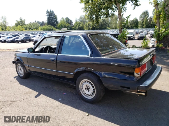 1987 BMW 3 Series 325 with VIN WBAAB5407H9692655, listed as a Copart auction lot 68127684 with 271,481 mi miles and Salvage Title. Bid and sale history available at carsss.com. Image 2.