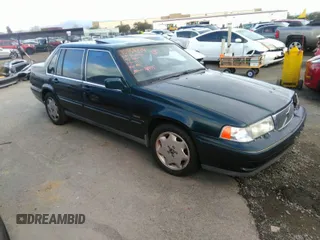 1997 Volvo S90 with VIN YV1KS9608V1107792, listed as a IAAI auction lot 38336416 with 146,975 mi miles. Bid and sale history available at carsss.com. Image 1.
