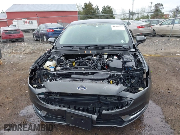 2018 Ford Fusion SE with VIN 3FA6P0HD5JR255697, listed as a IAAI auction lot 41902557 with 118,110 mi miles. Bid and sale history available at carsss.com. Image 12.