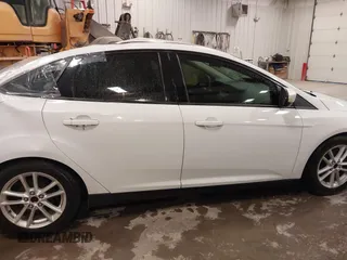 2015 Ford Focus SE with VIN 1FADP3F26FL253926, listed as a IAAI auction lot 41947476 with 86,254 mi miles and . Bid and sale history available at carsss.com. Image 13.
