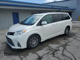 2018 Toyota Sienna XLE Auto Access Seat with VIN 5TDYZ3DC7JS962051, listed as a Copart auction lot 63115935 with 67,253 mi miles and Salvage title. Bid and sale history available at DreamBid. Image 1.